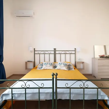 Chiaragiulia Chiara Apartament